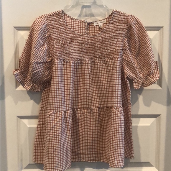 Bnwot Blue Pepper smocked shirt - Picture 2 of 2